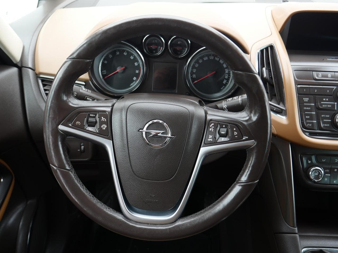 2012 Opel ZAFIRA - 13