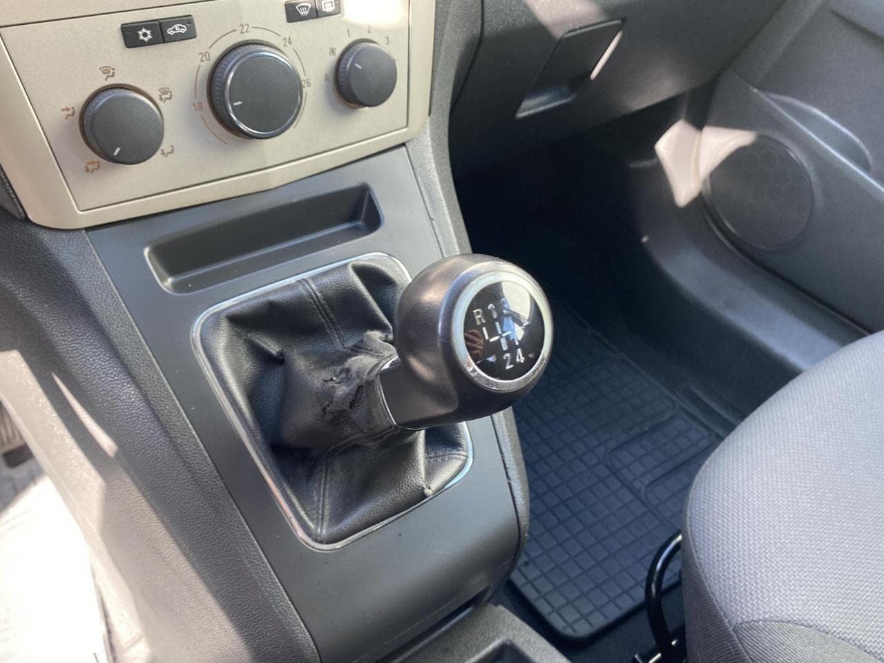 2008 Opel ZAFIRA - 16