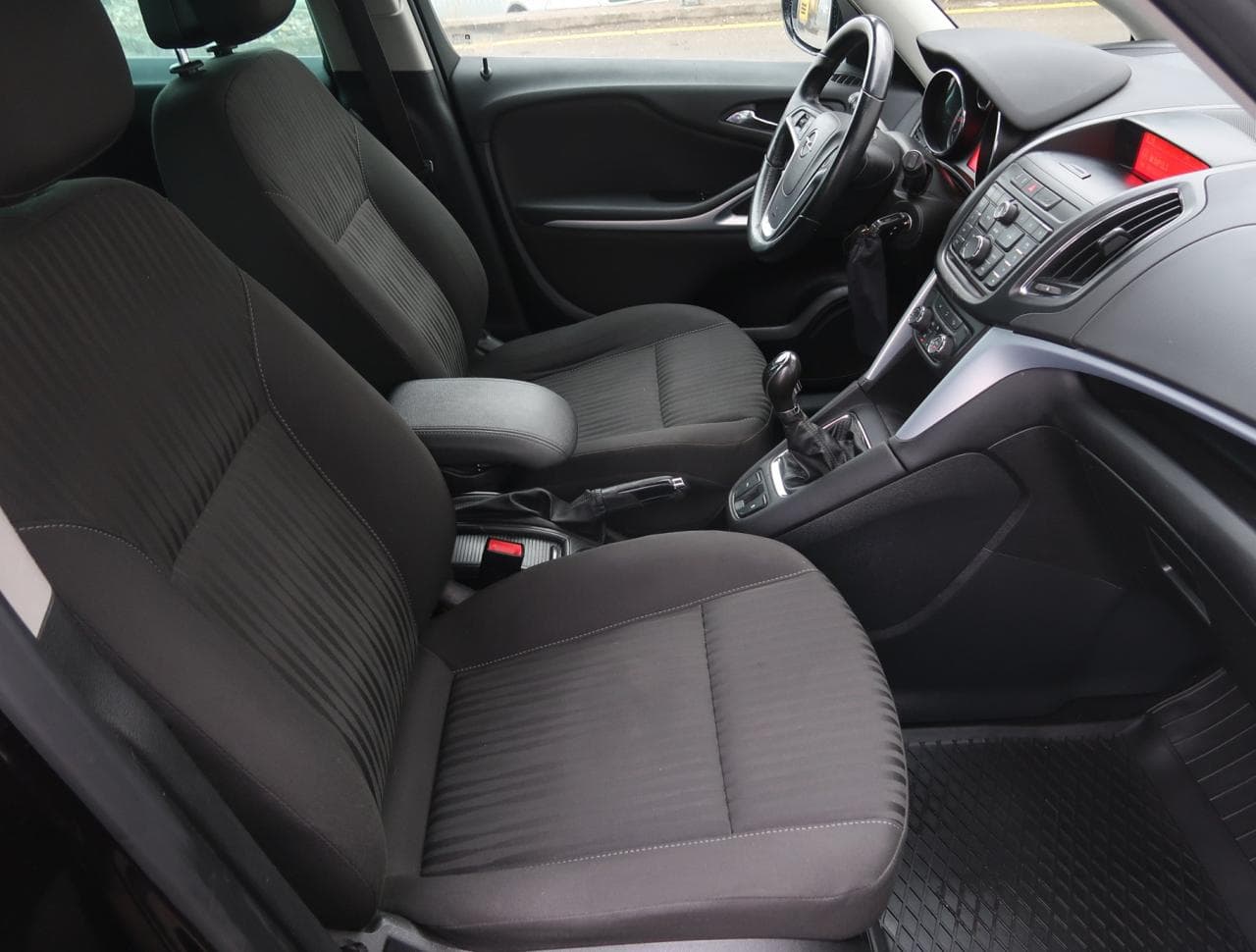 2012 Opel ZAFIRA - 12