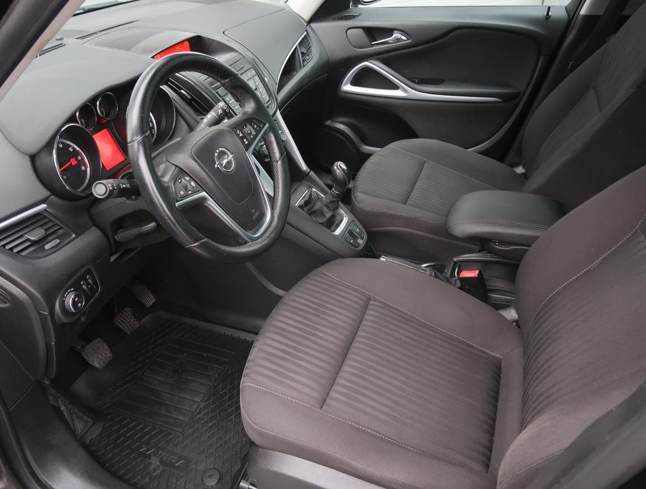 2012 Opel ZAFIRA - 16
