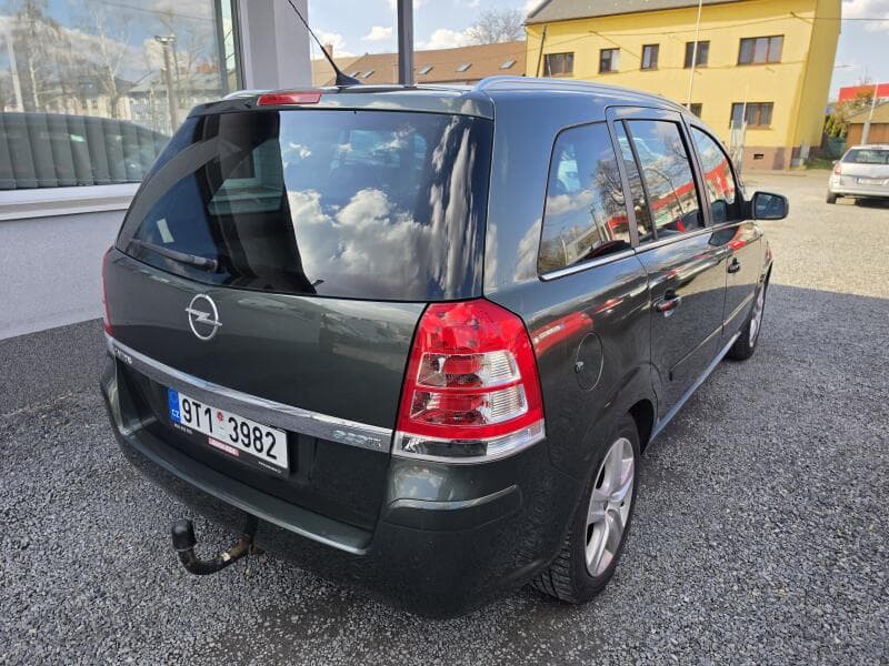 2010 Opel ZAFIRA - 4