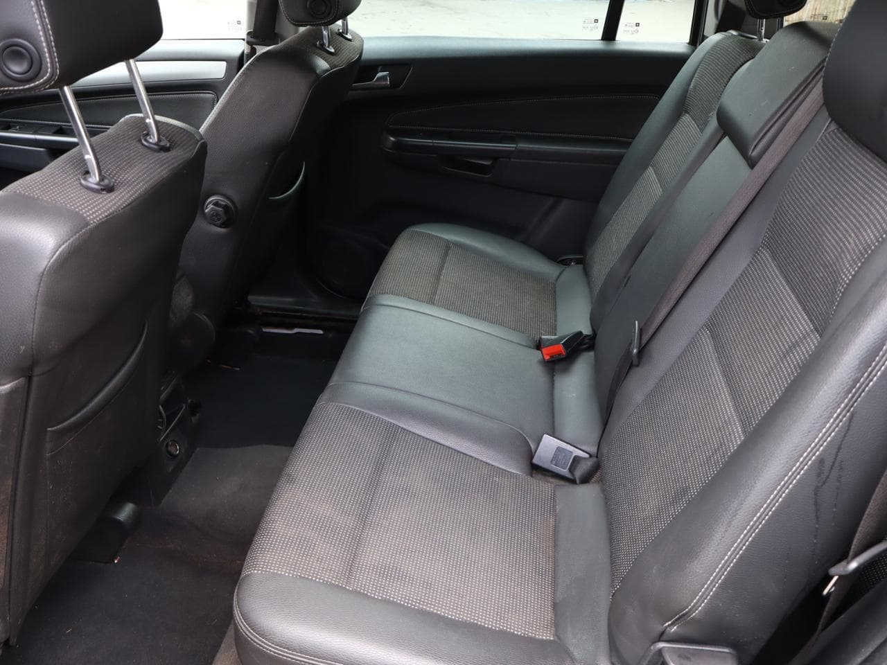 2009 Opel Zafira - 25