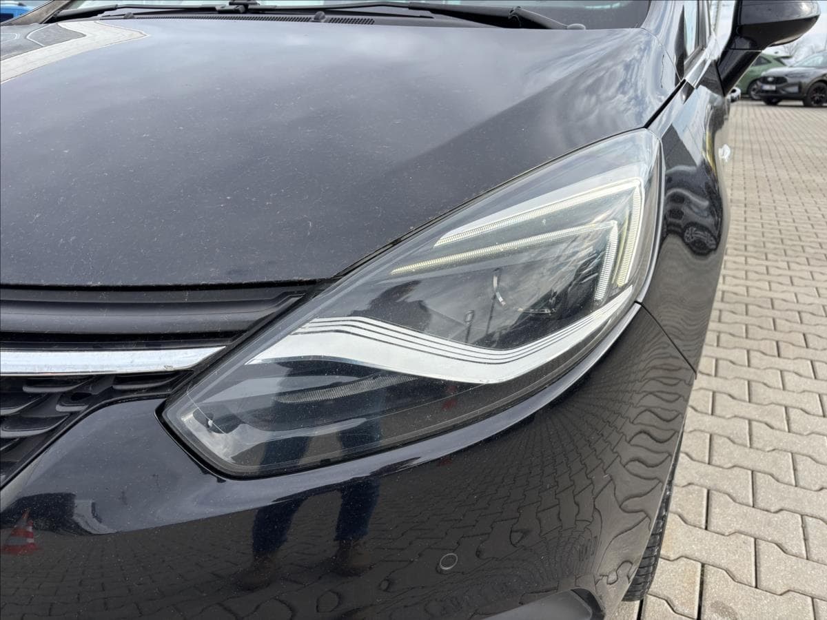 2017 Opel ZAFIRA - 9