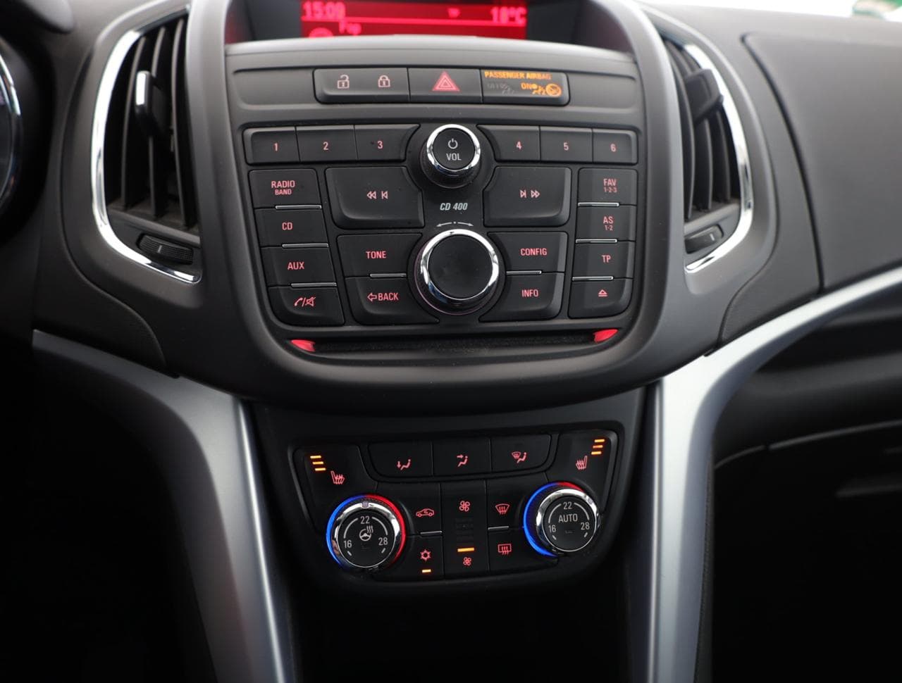 2013 Opel ZAFIRA - 16