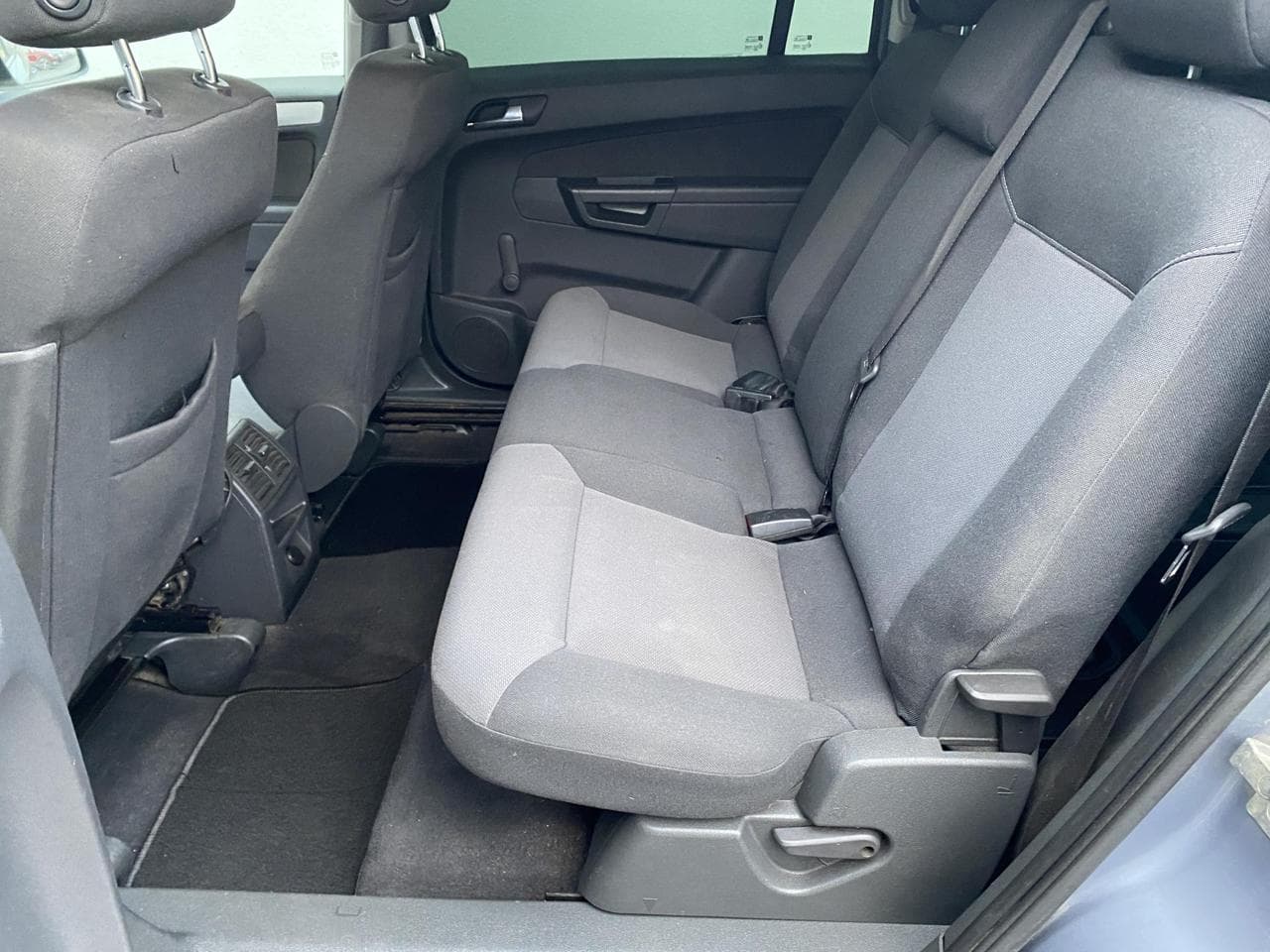 2010 Opel ZAFIRA - 10