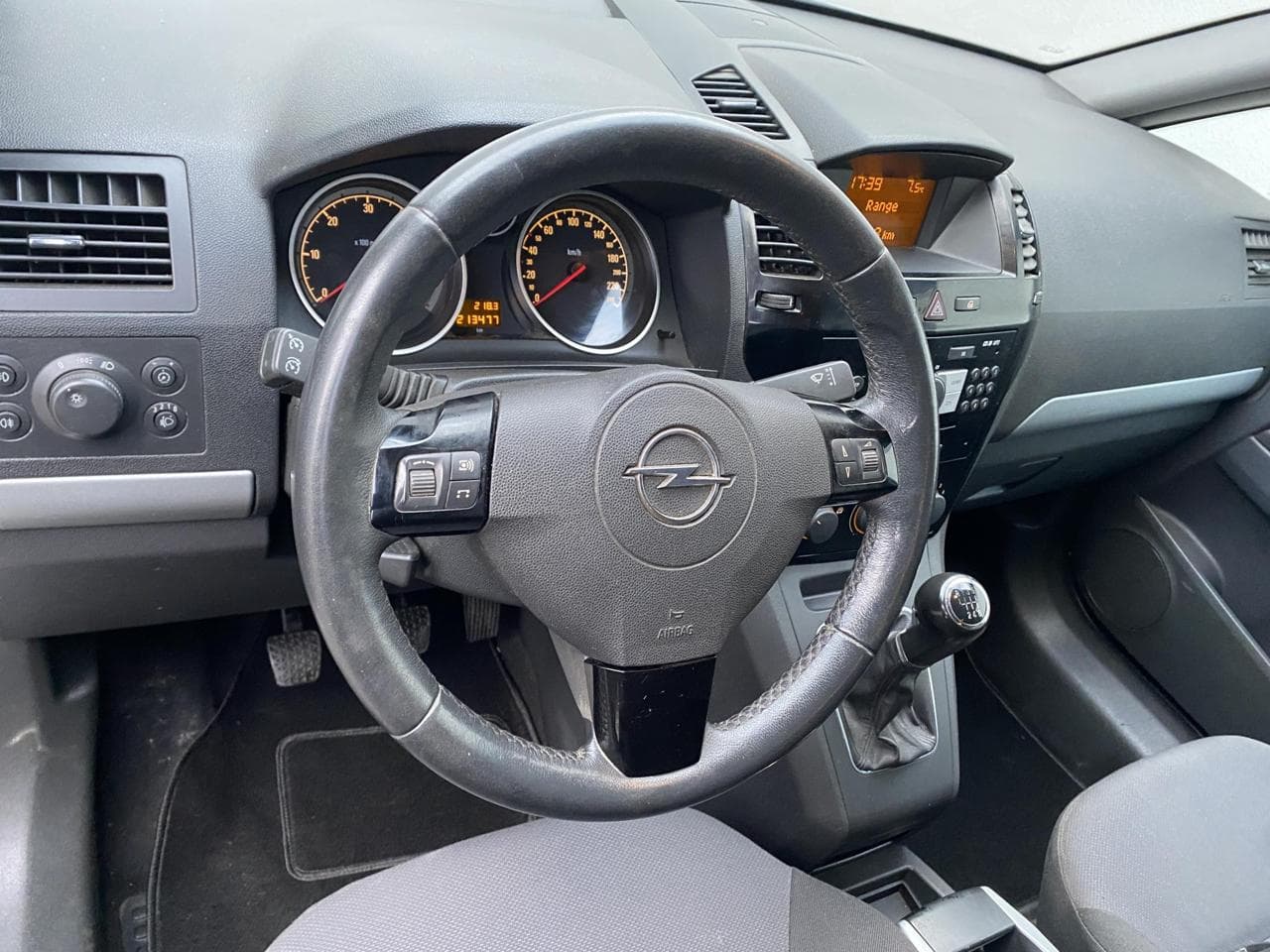 2010 Opel ZAFIRA - 13