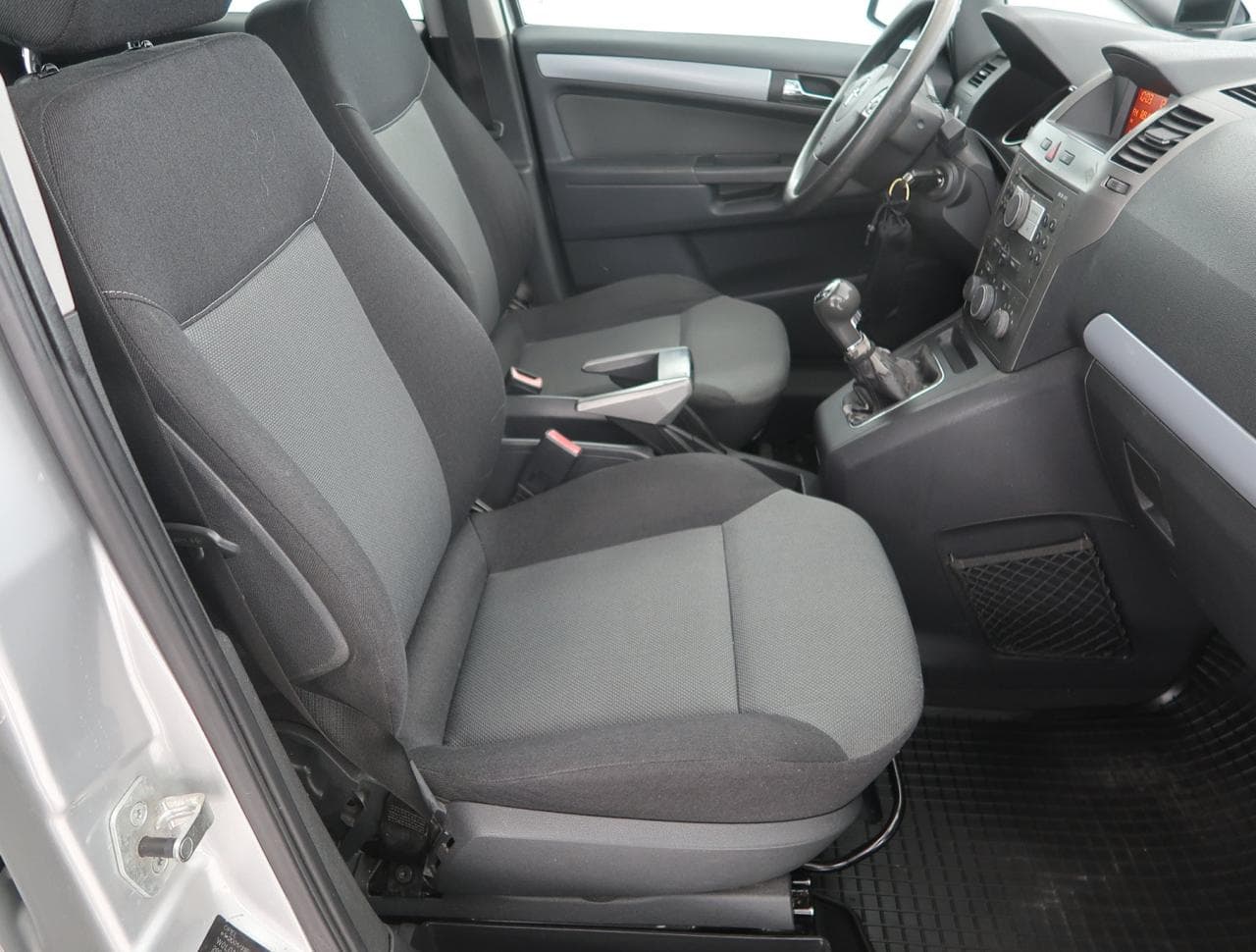 2005 Opel ZAFIRA - 16