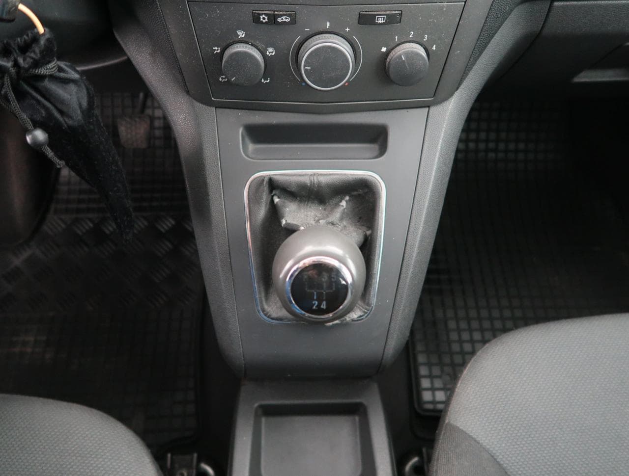 2005 Opel ZAFIRA - 28