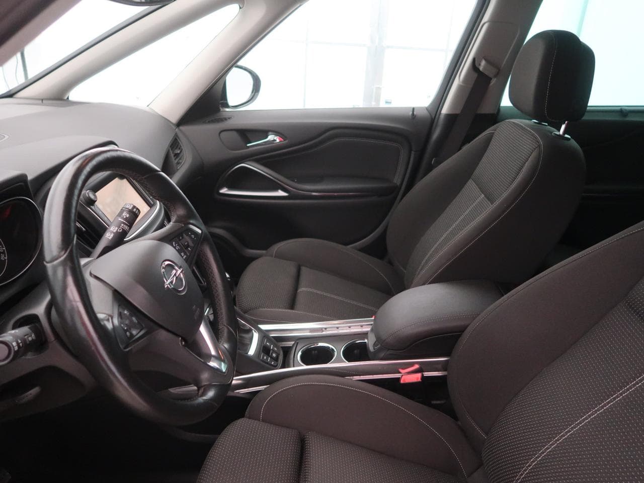 2017 Opel ZAFIRA - 16