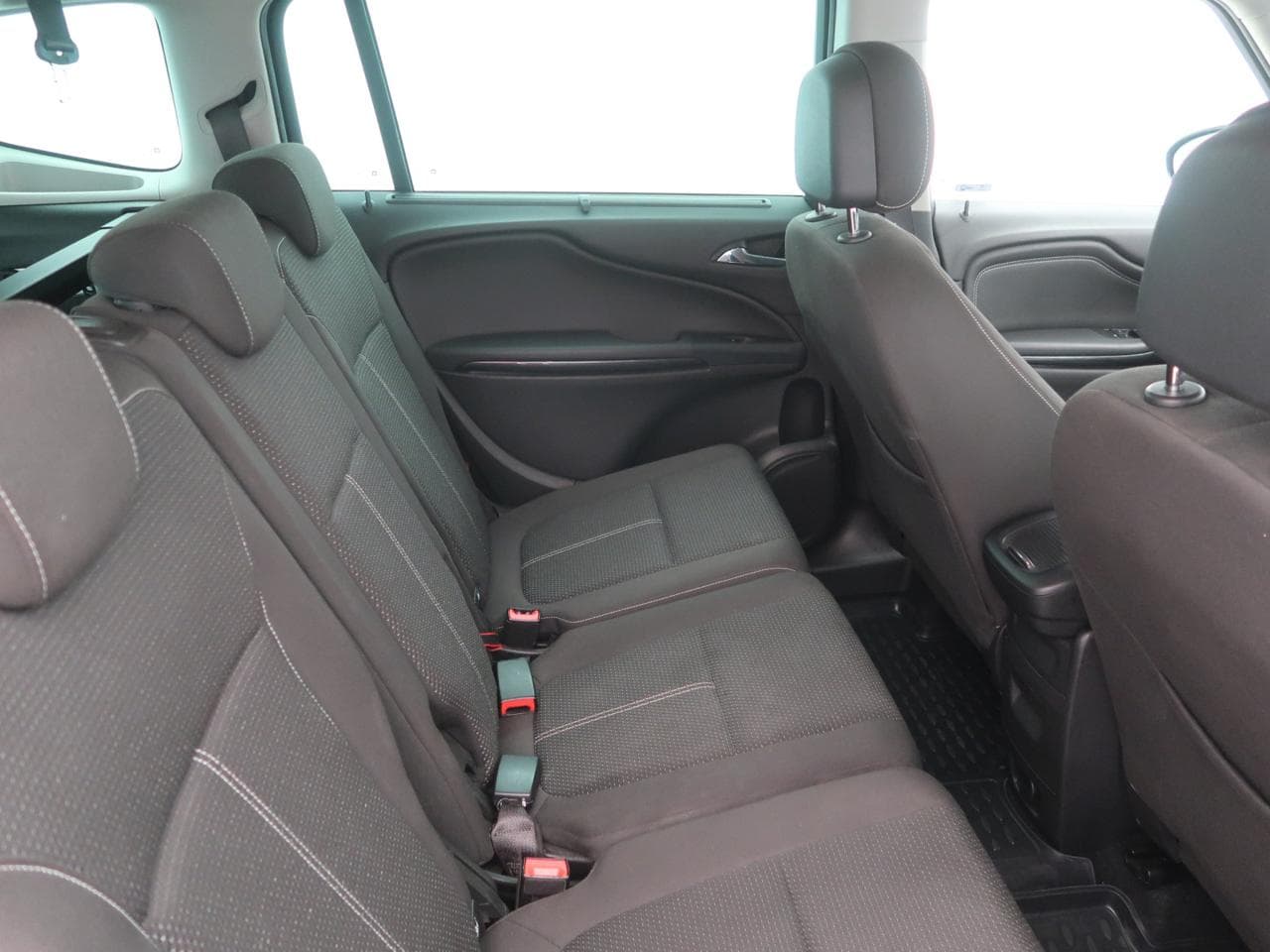 2017 Opel ZAFIRA - 13