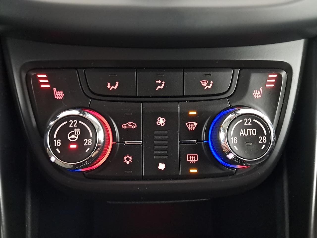 2012 Opel ZAFIRA - 19
