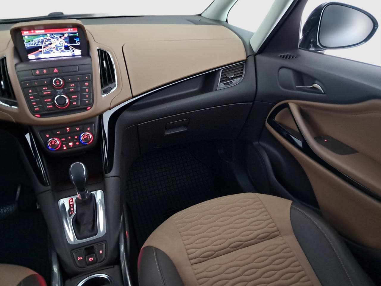 2015 Opel ZAFIRA - 11