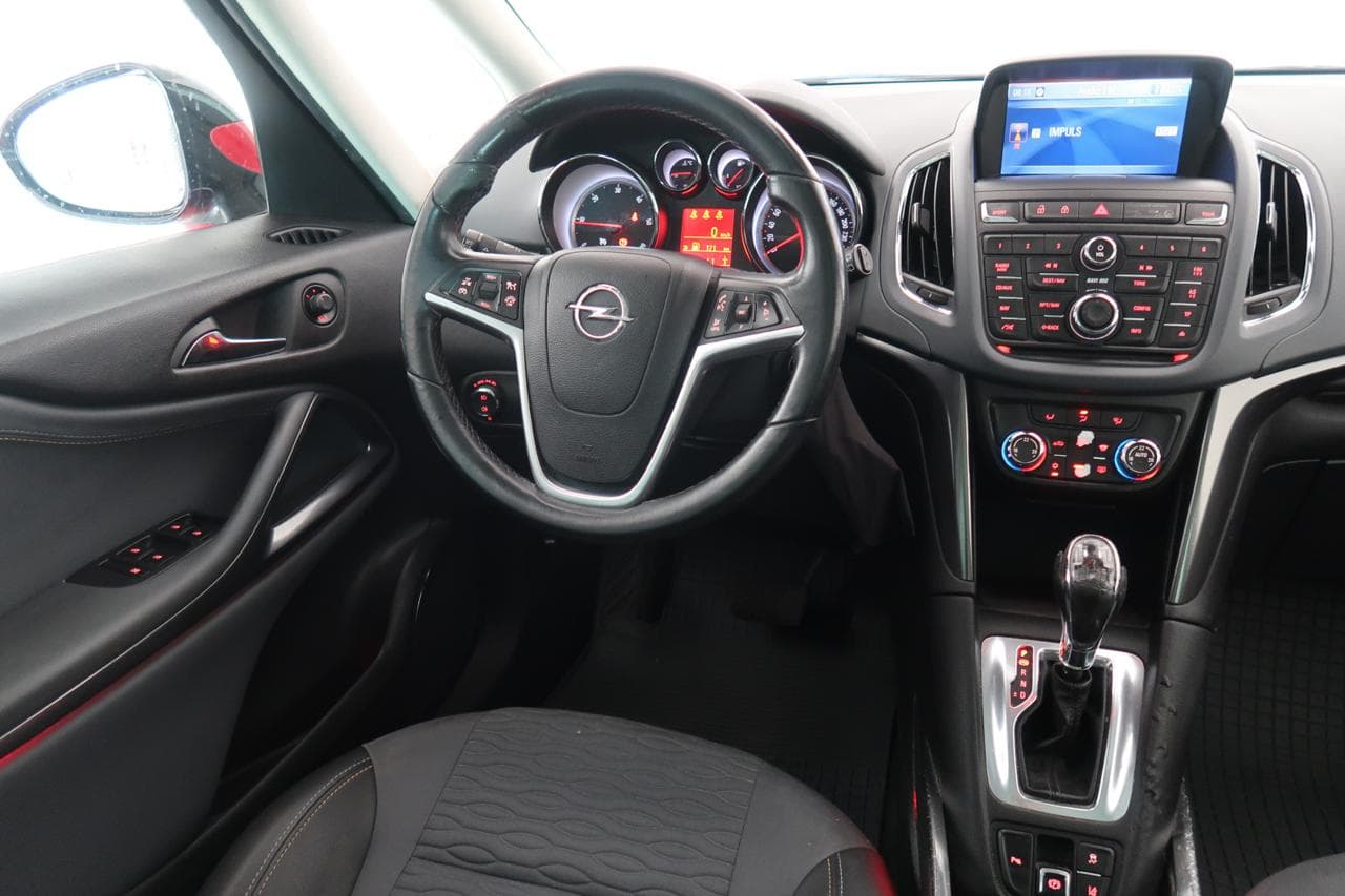 2012 Opel ZAFIRA - 9