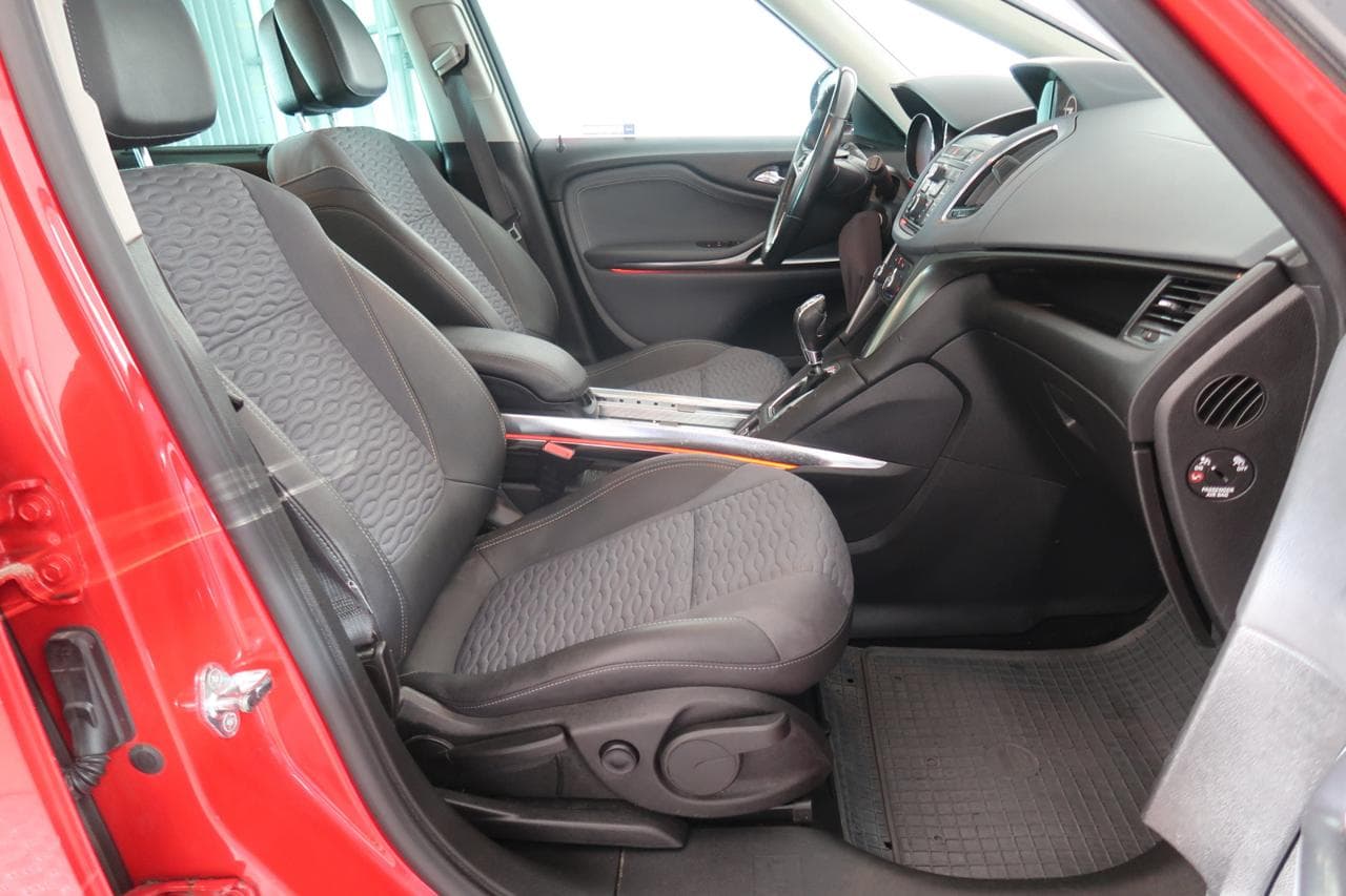 2012 Opel ZAFIRA - 12