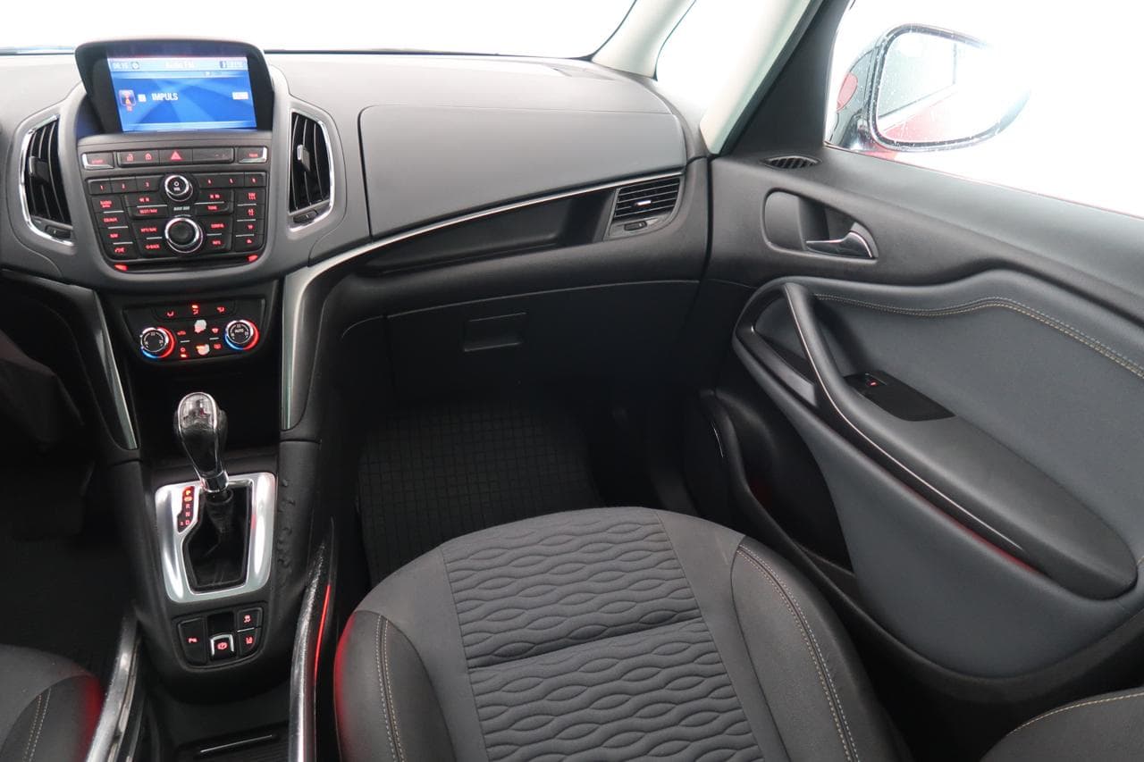 2012 Opel ZAFIRA - 11