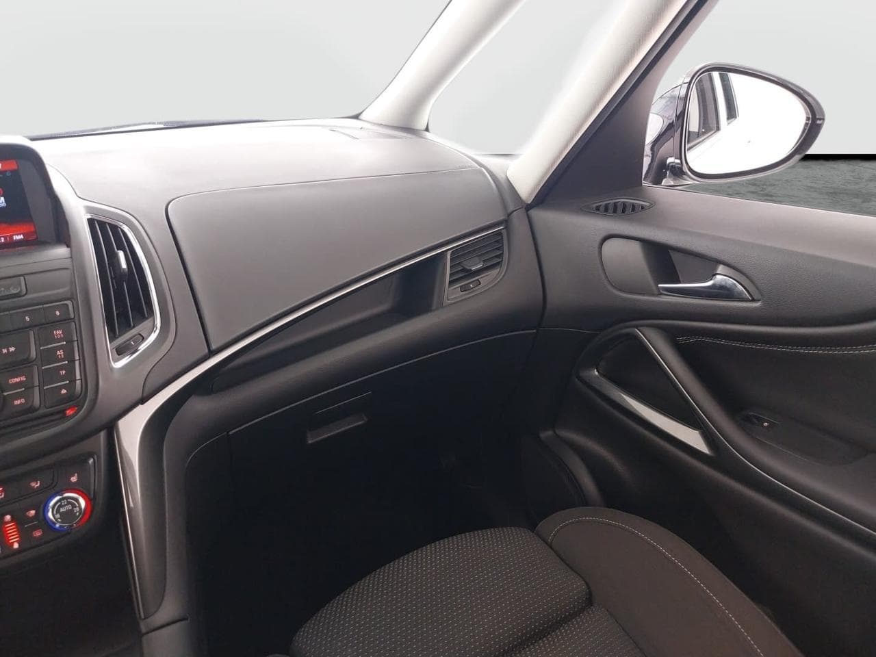 2015 Opel ZAFIRA - 11
