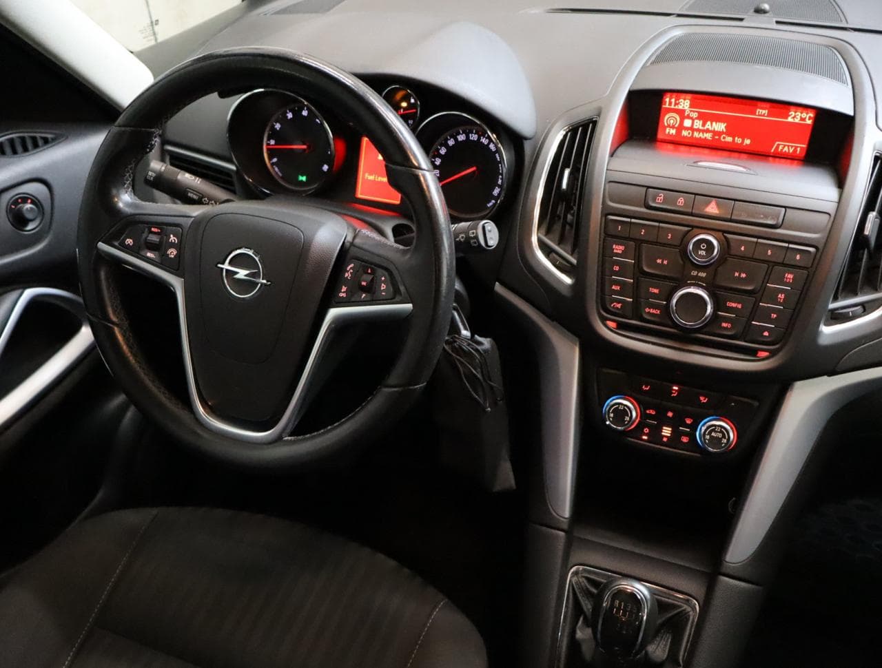 2012 Opel ZAFIRA - 9