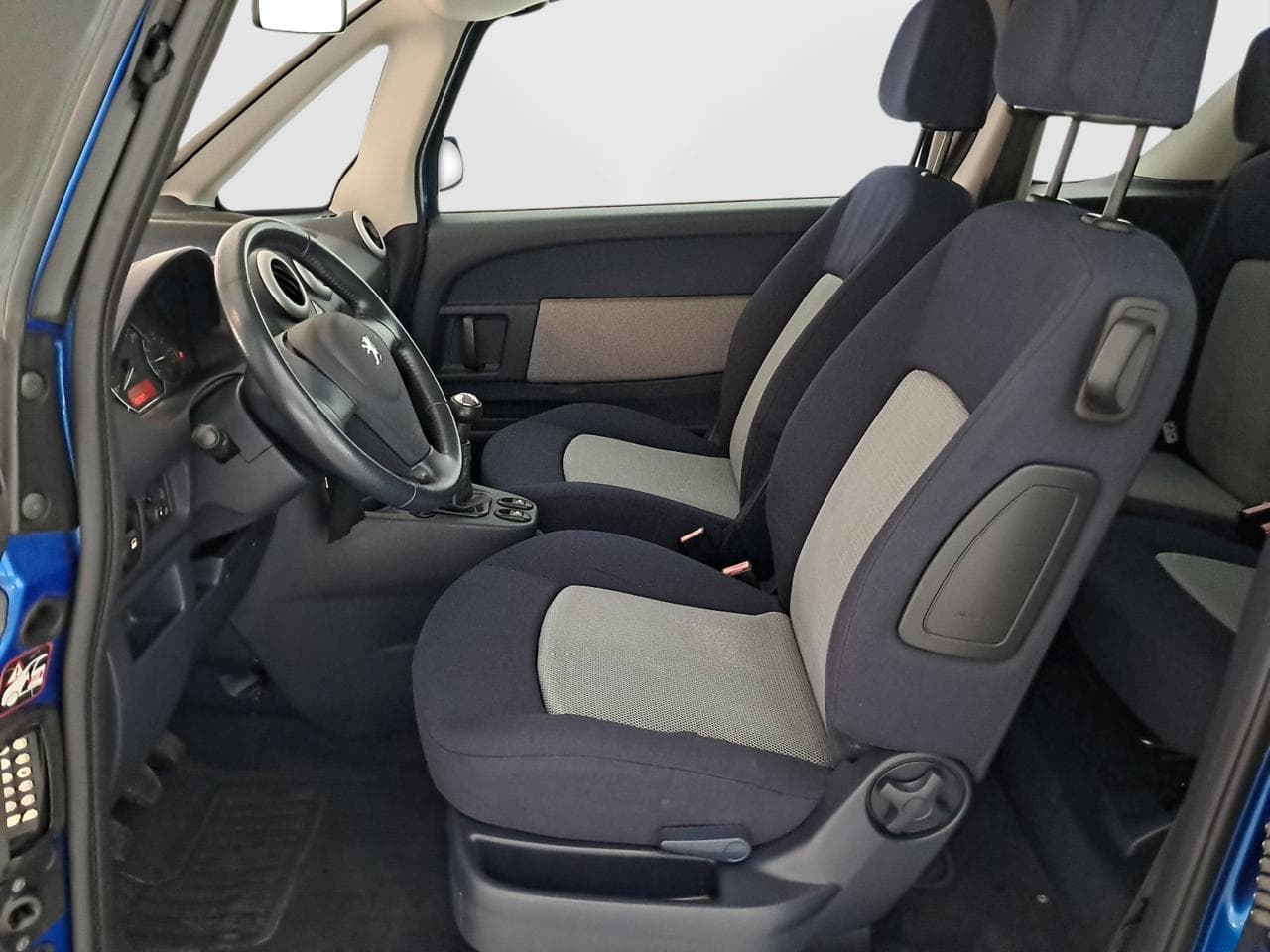 2005 Peugeot 1007 - 15