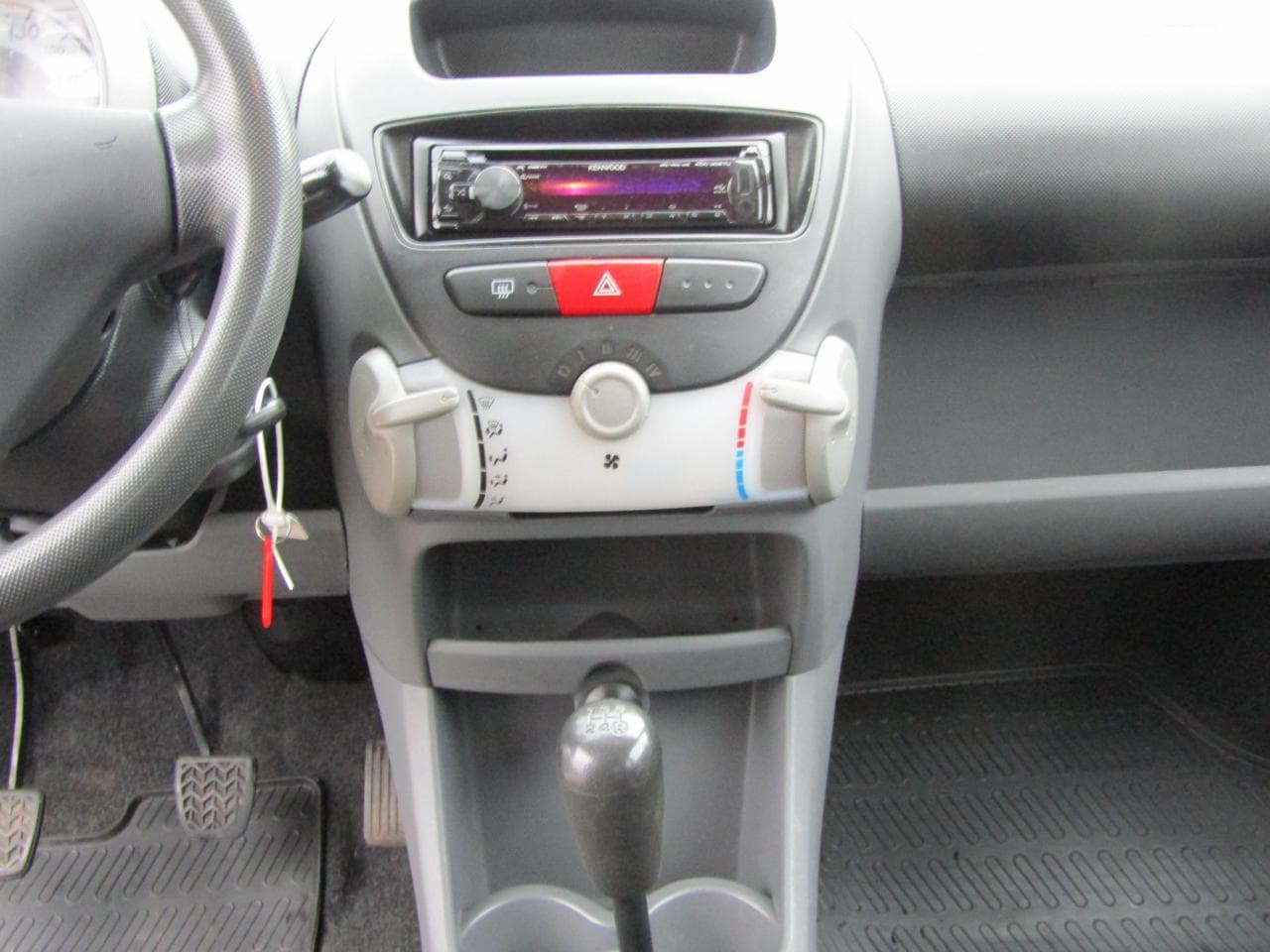 2007 Peugeot 107 - 9