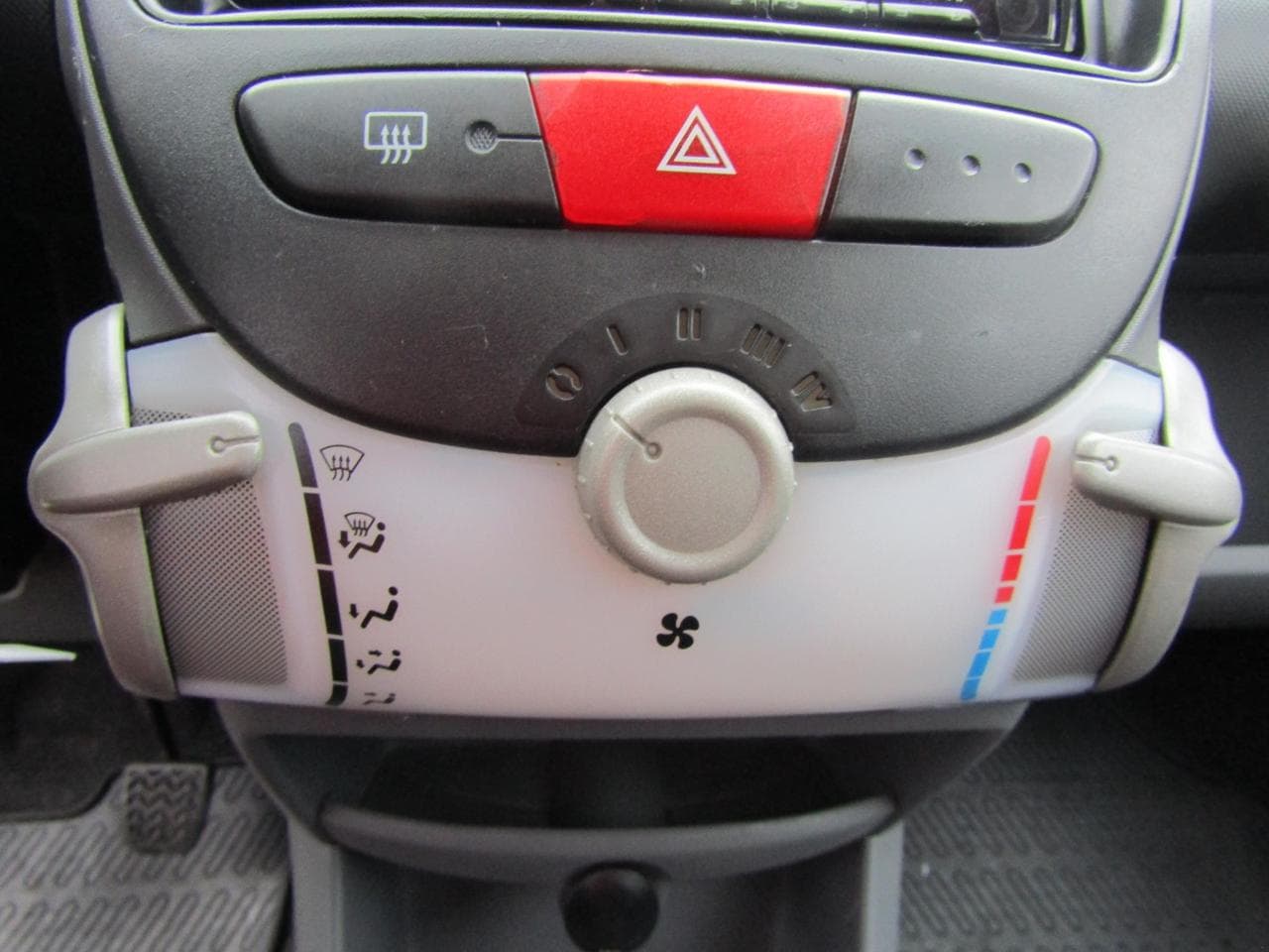 2007 Peugeot 107 - 14