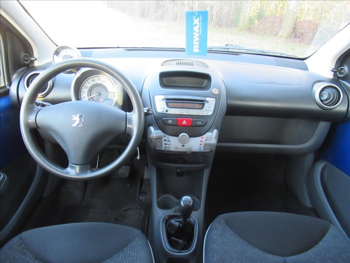 2010 Peugeot 107 - 9