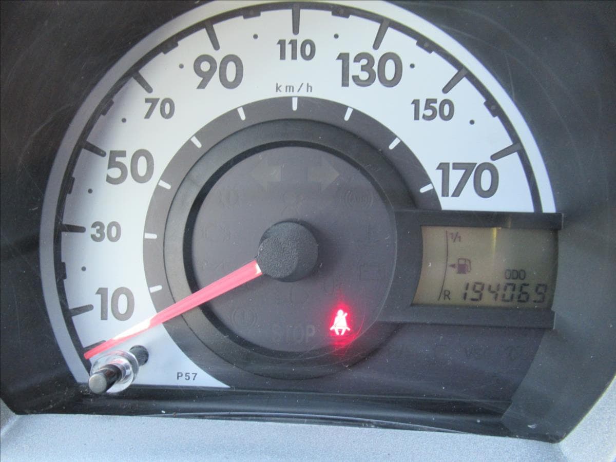 2010 Peugeot 107 - 12