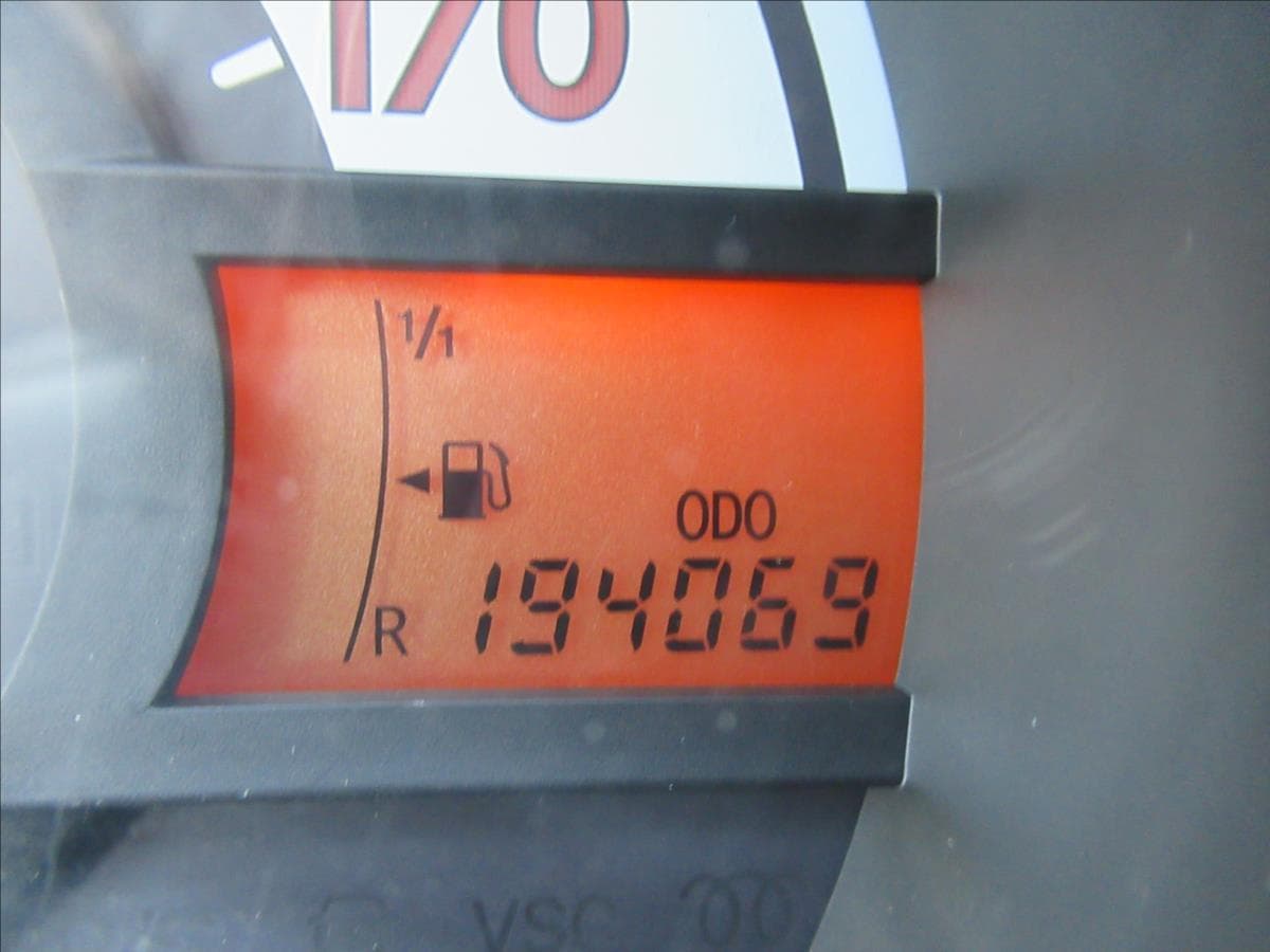 2010 Peugeot 107 - 13