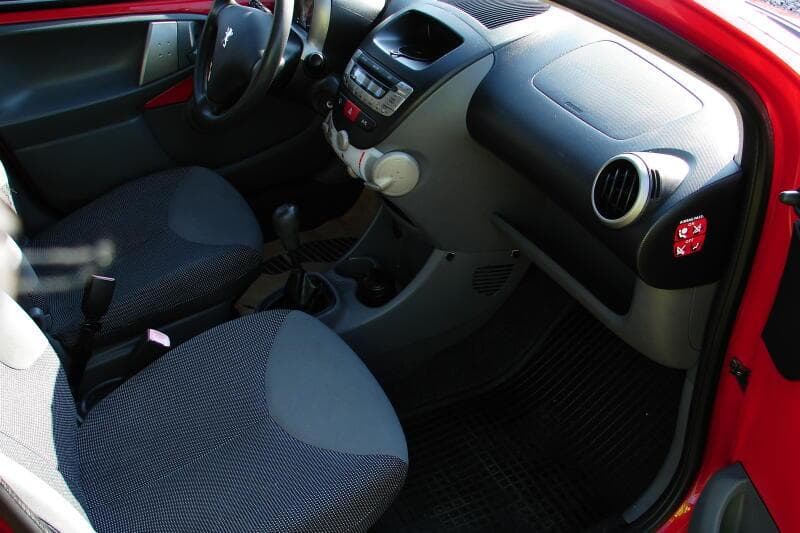 2008 Peugeot 107 - 10