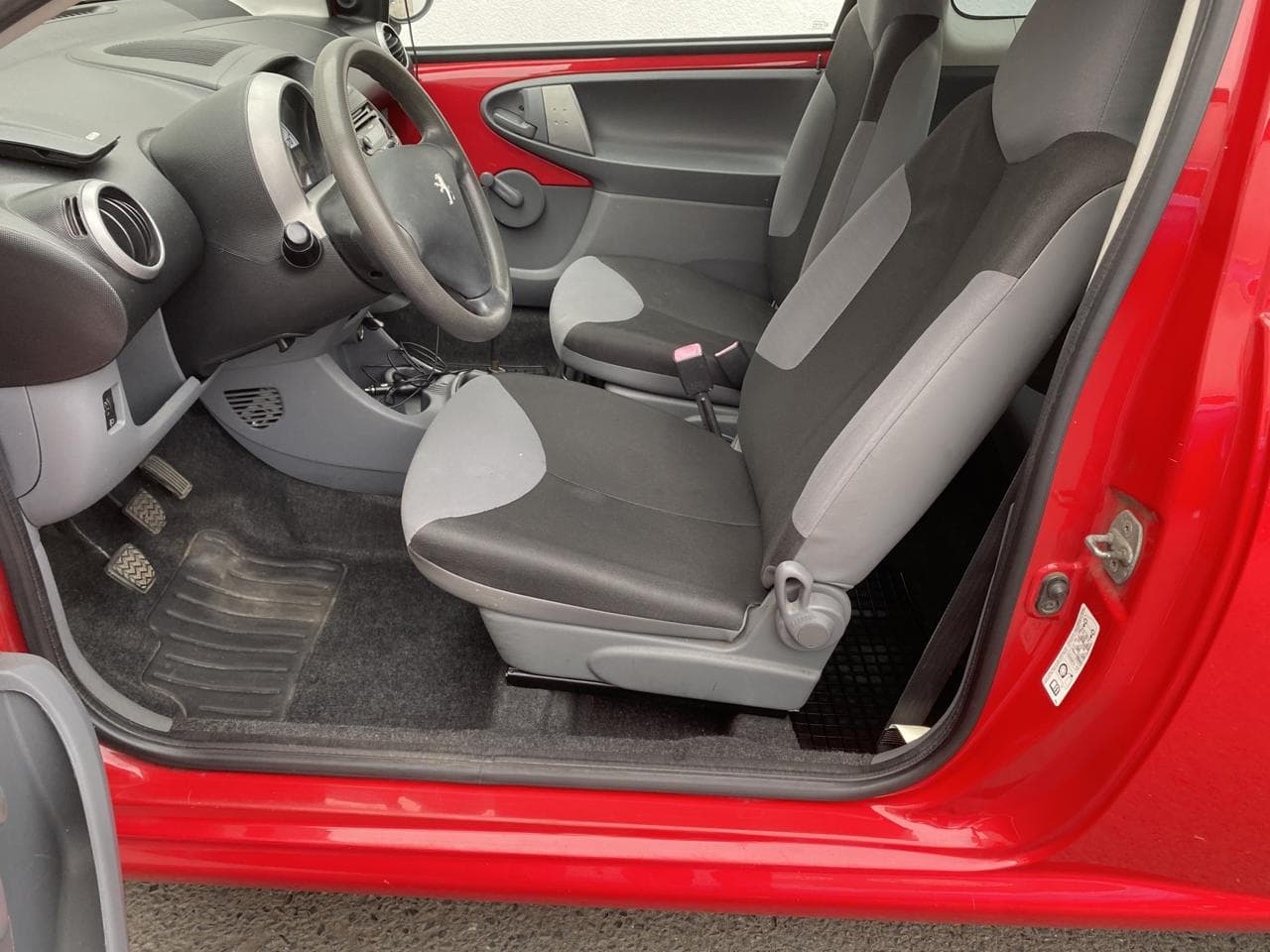 2008 Peugeot 107 - 8