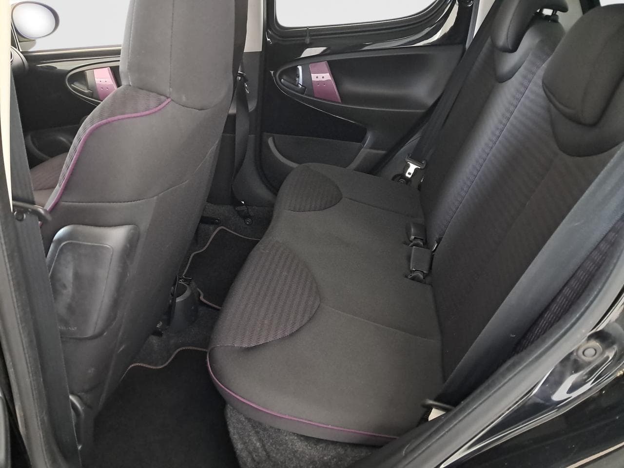 2014 Peugeot 107 - 28