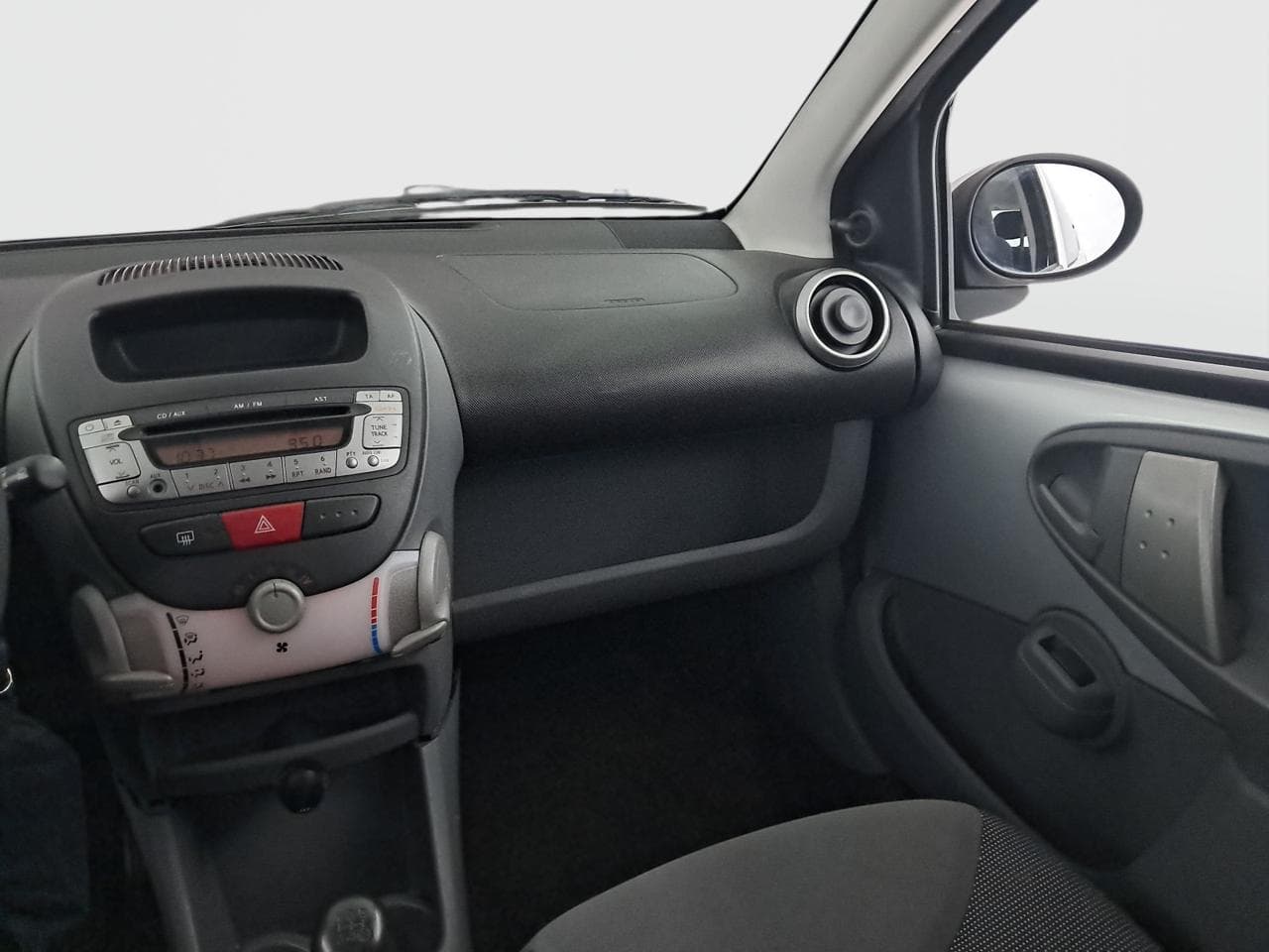2007 Peugeot 107 - 17