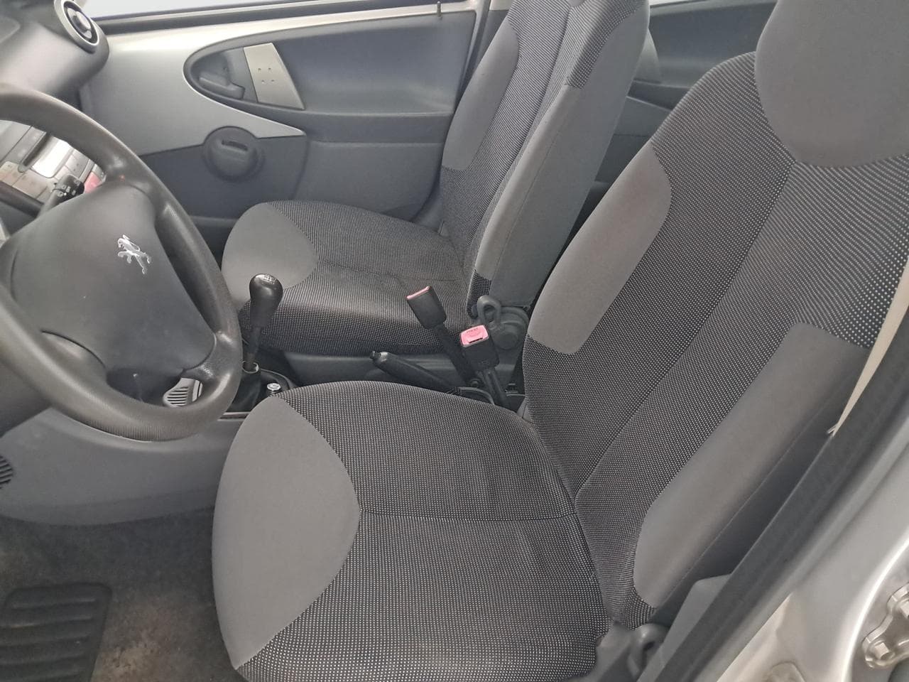 2007 Peugeot 107 - 16