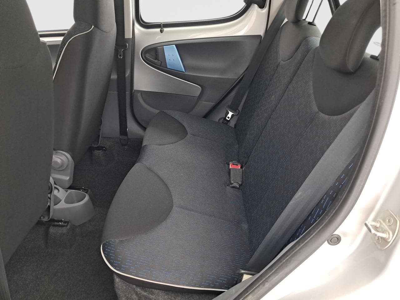 2011 Peugeot 107 - 15