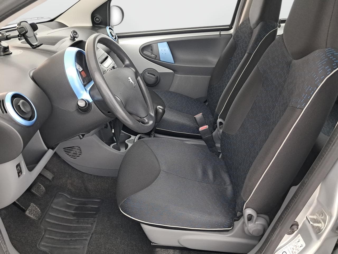 2011 Peugeot 107 - 16