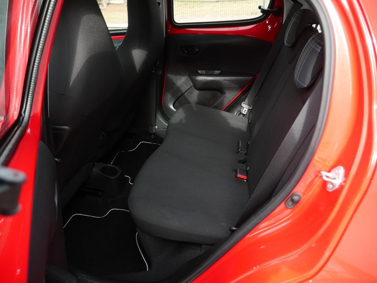 2018 Peugeot 108 - 10