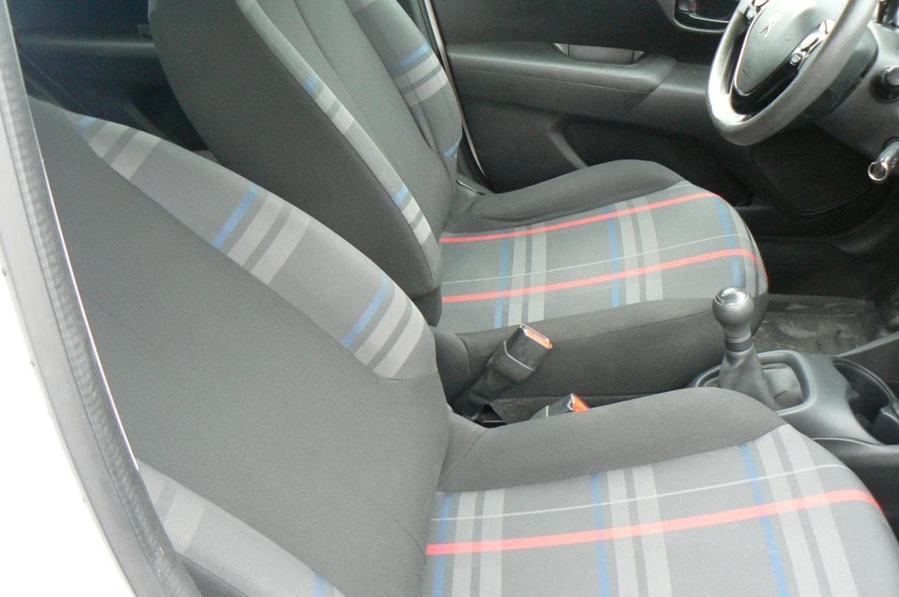 2016 Peugeot 108 - 16