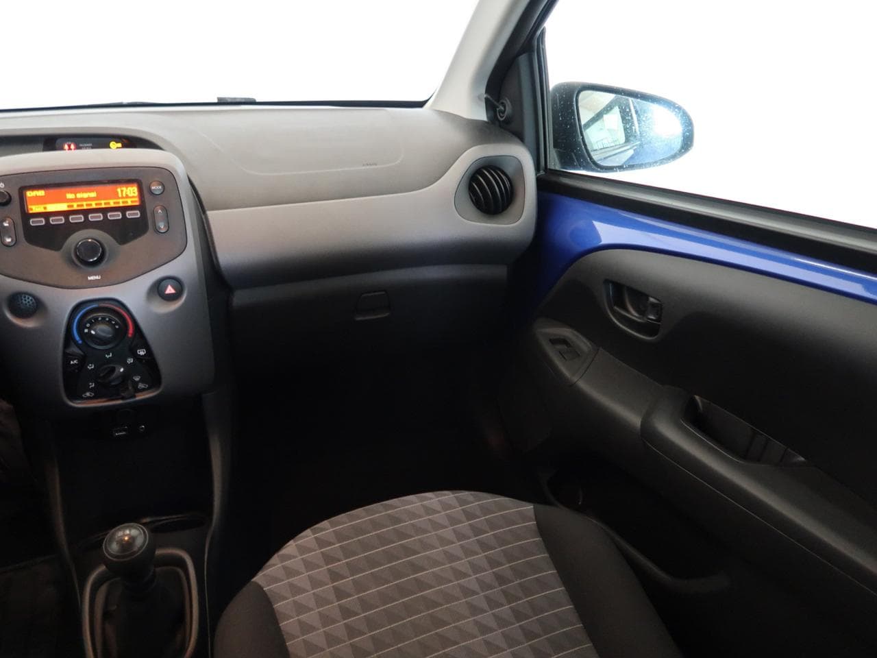2021 Peugeot 108 - 11