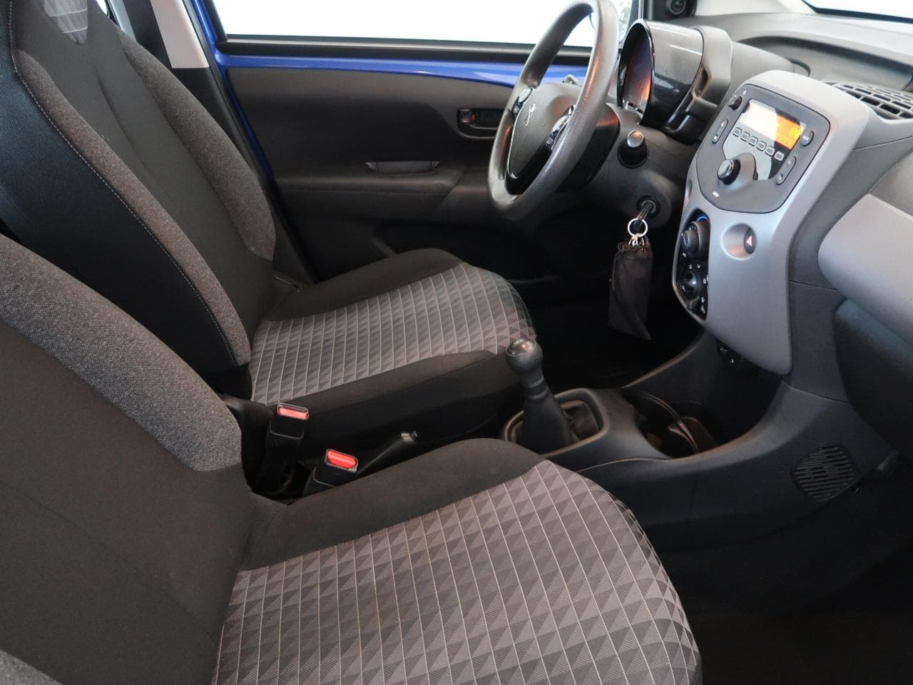 2021 Peugeot 108 - 12