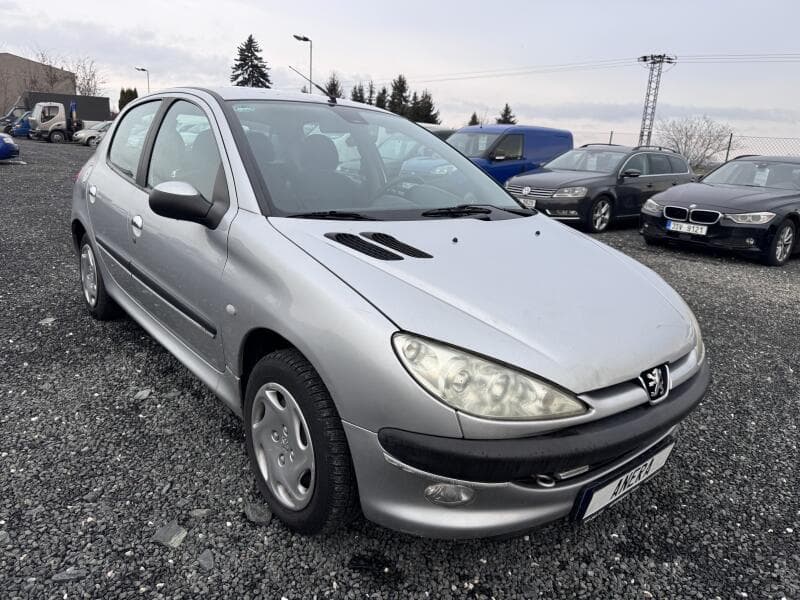 Peugeot 206 1.4i, 55 kW, 5-ti dvéř hatchback