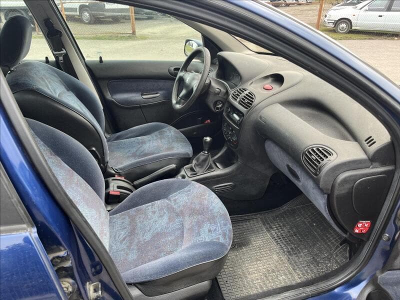 2002 Peugeot 206 - 10