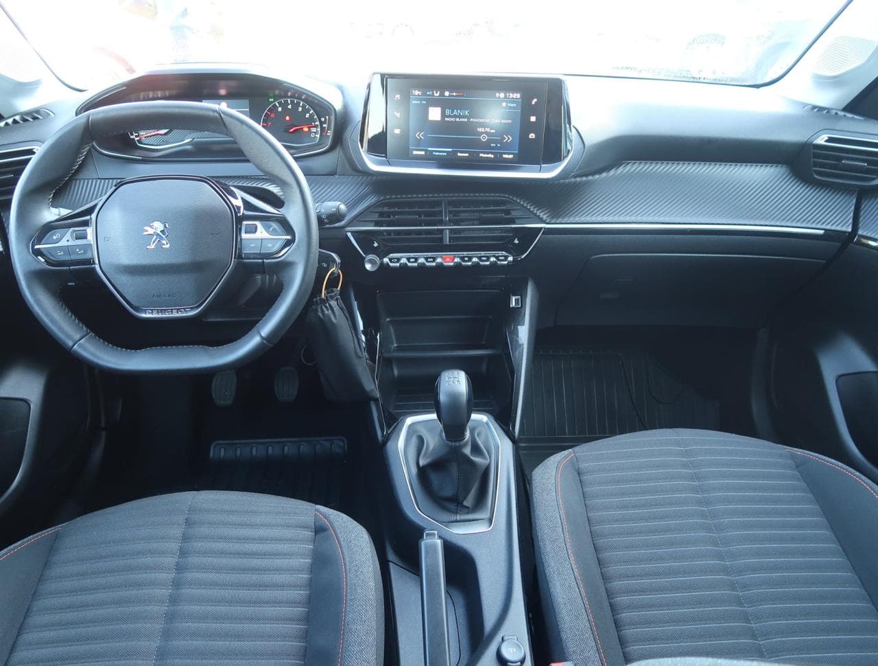 2023 Peugeot 208 - 10