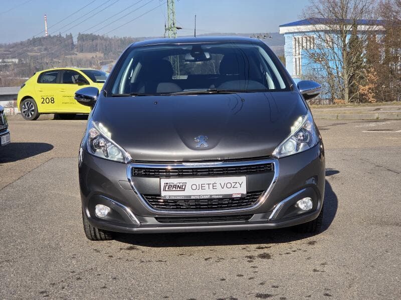 2019 Peugeot 208 - 8