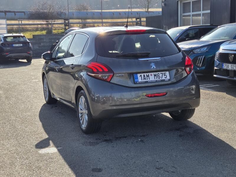2019 Peugeot 208 - 3