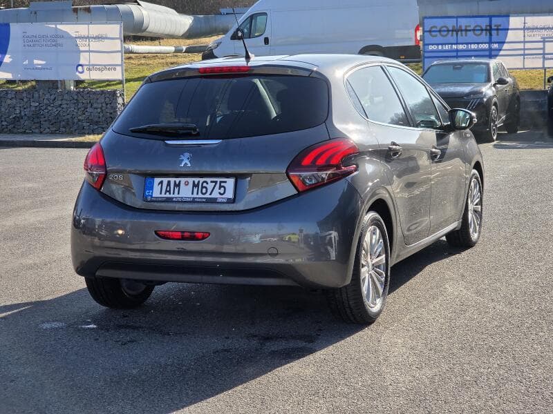 2019 Peugeot 208 - 5