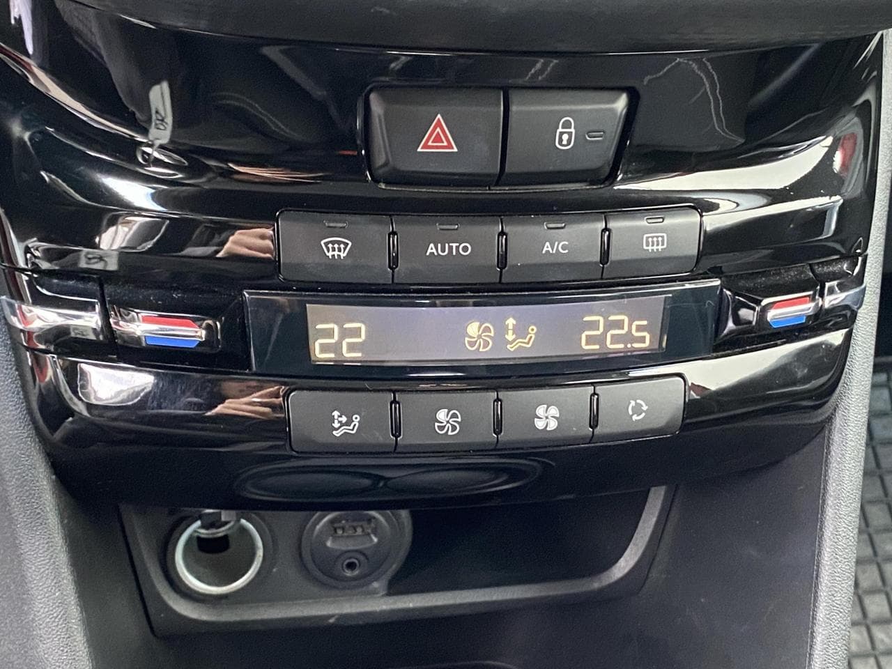 2018 Peugeot 2008 - 14