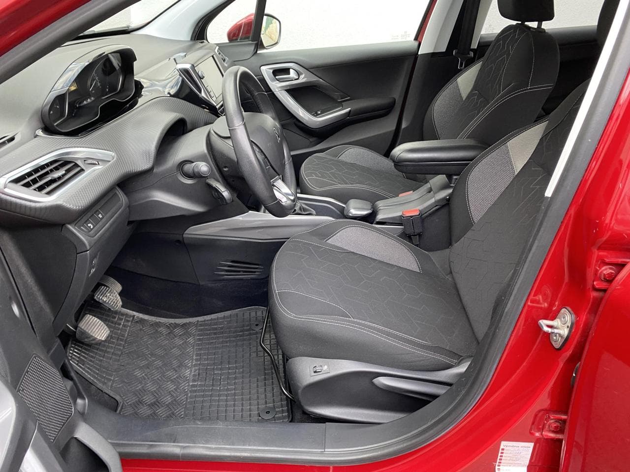 2018 Peugeot 2008 - 9
