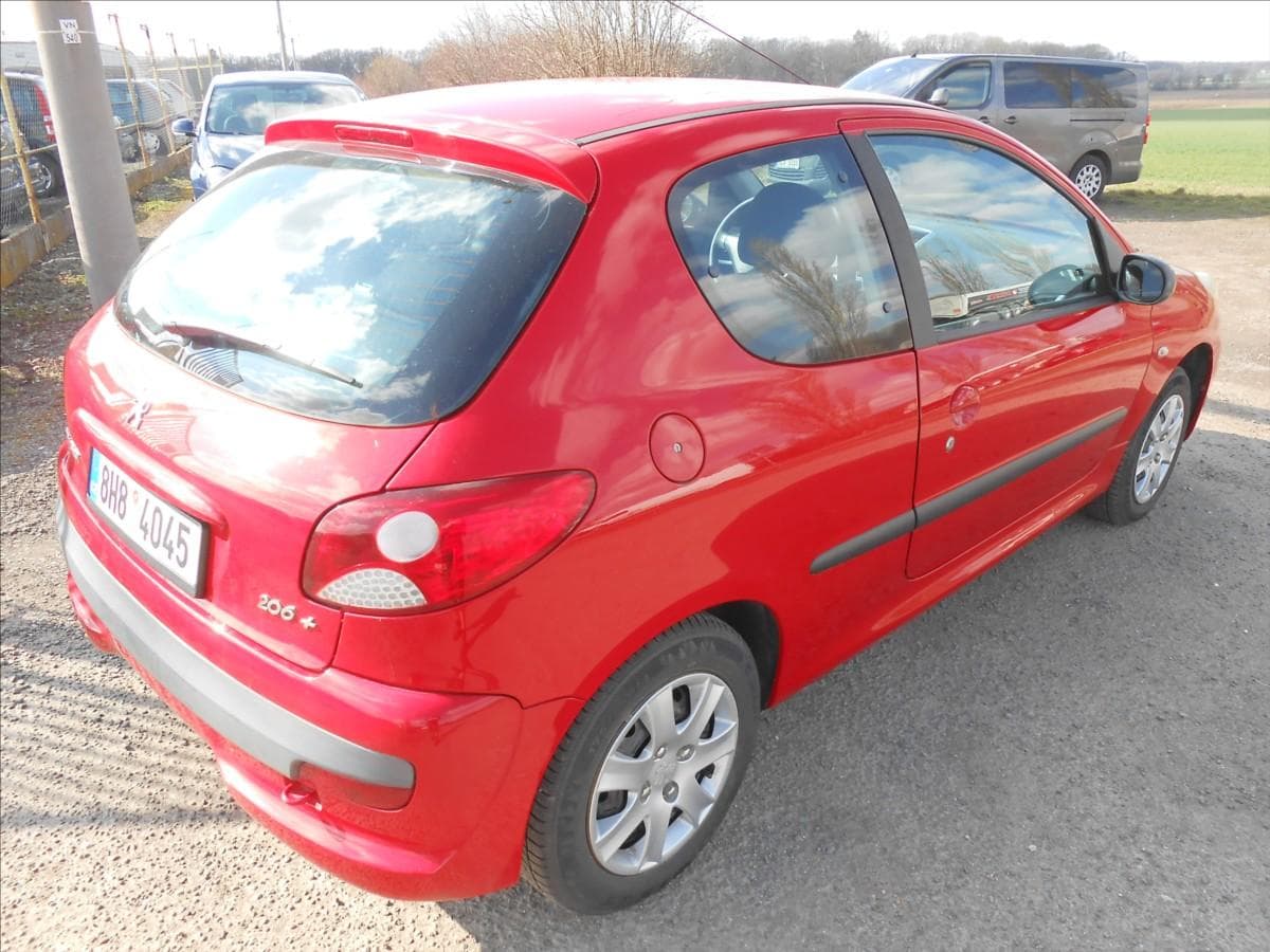 2010 Peugeot 206 - 7