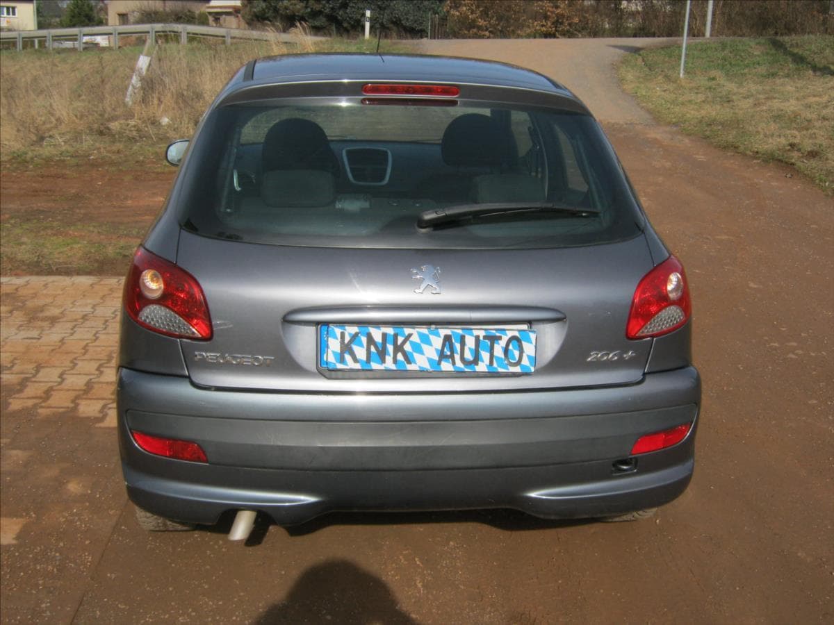 2011 Peugeot 206 - 9