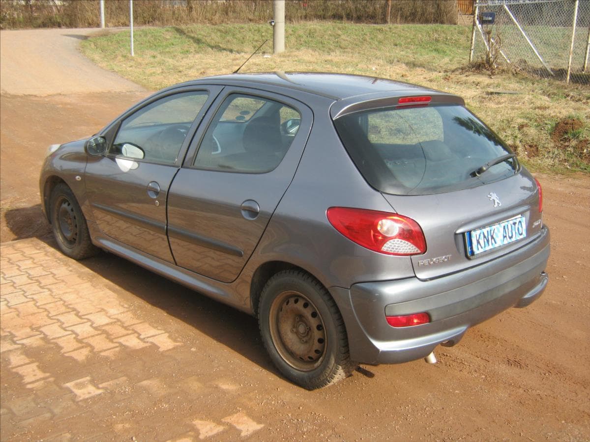 2011 Peugeot 206 - 7