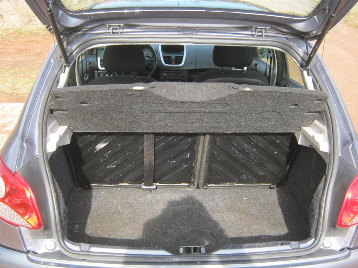 2011 Peugeot 206 - 23